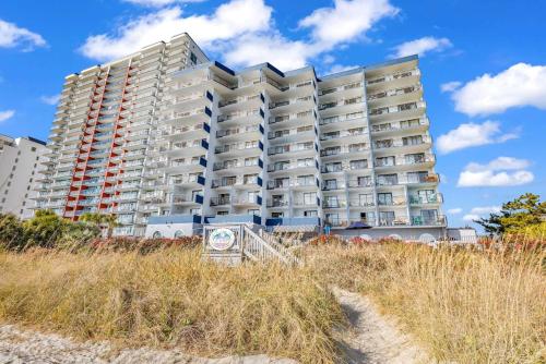 Ocean View 1BR King Suite wBalcony on the Beach photo 84