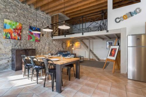 GuestReady - Bright and Modern Croix-Paquet Loft