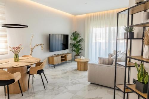 Anesis Deluxe Apartment 2