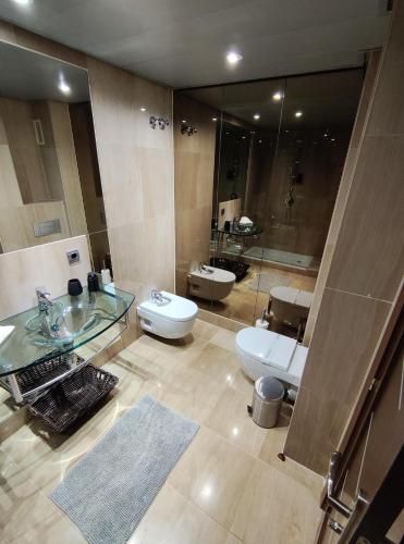 Luxury 3 Bedrooms, Private Heated Pool - EHHouse photo 17