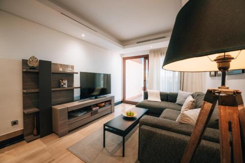 Luxury 3 Bedrooms, Private Heated Pool - EHHouse photo 29