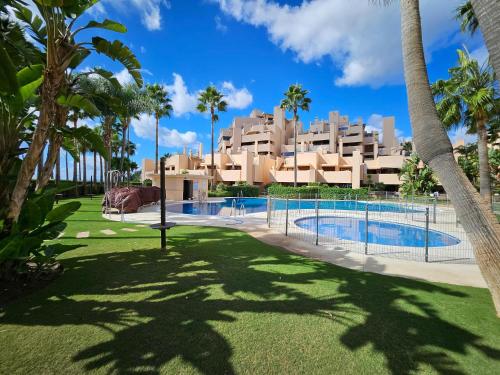 Luxury 3 Bedrooms, Private Heated Pool - EHHouse photo 42