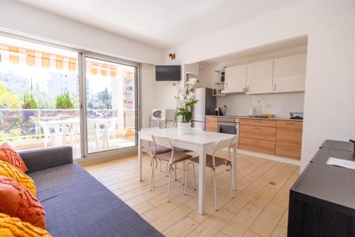 Le Bradford Centre Cannes à 15min plage et palais