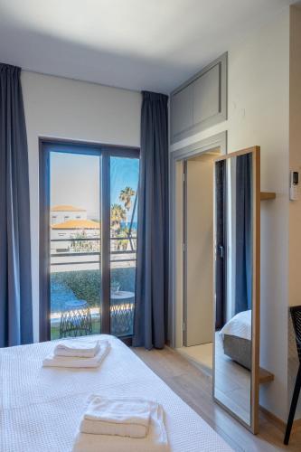 Chania Mamouth Studio with Sea View Balcony