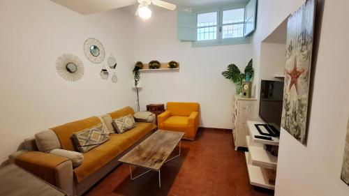 Apartamento Las Canastas Cádiz Centro a pie de Catedral y playa