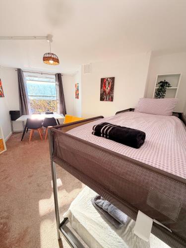 LUXURY 3 BED FLAT for 8 people close to Chelsea Stadium 5 min from the main station photo 118