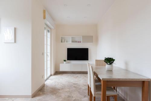 Capodichino home - free parking by Maison Charme