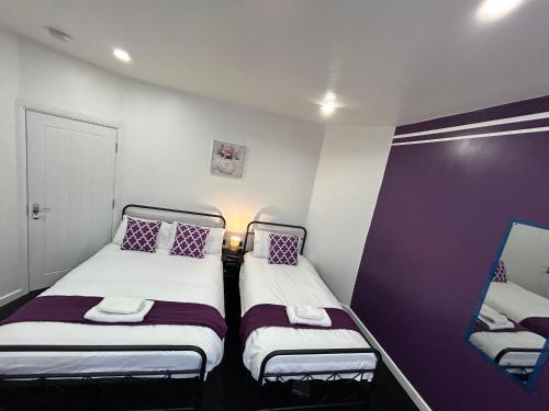 Spaghetti House - 6 Bedroom Contractor House Sleeps 12 Parking for 3 Vans Bromford Duddeston Fort Dunlop Star City Saltley Viaduct HS2 photo 43