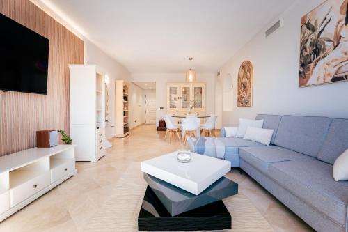 Seaside Escape Sea view penthouse in Costalita