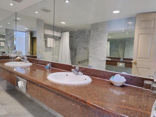 Bany a Hotel Palacio Azteca Tijuana, Trademark by Wyndham