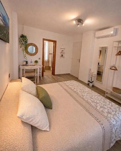 Habitación independiente cerca del mar