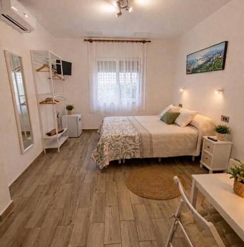 Habitación independiente cerca del mar