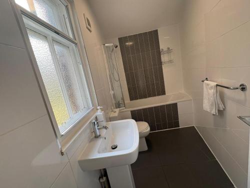 Tollcross Edinburgh Apartments photo 4