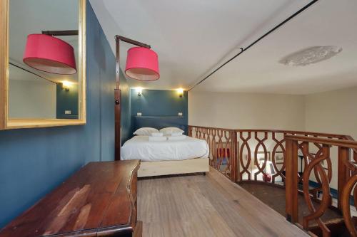 Studio Apt In Rome City Centre Via Gregoriana by Halldis