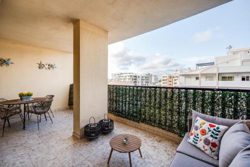 ESTUDIO LD a 350m da Praia da Rocha , Piscina, Garagem