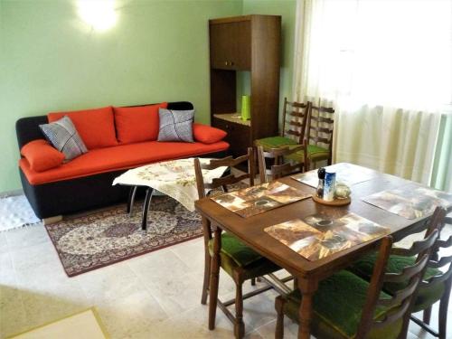 Apartments by the sea Seline, Paklenica - 25417