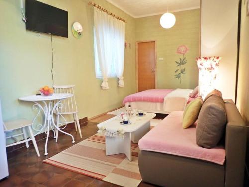 Apartments by the sea Seline, Paklenica - 25417