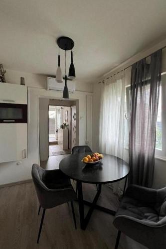 Holiday house with a parking space Split - 25463