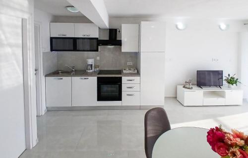 Lovely Apartment In Senj With House Sea View