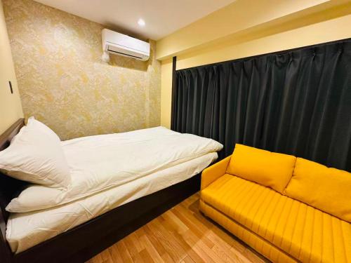 4F Walk to Skytree 2BR with 2 Toilets Max 6 Dual-Hub Access