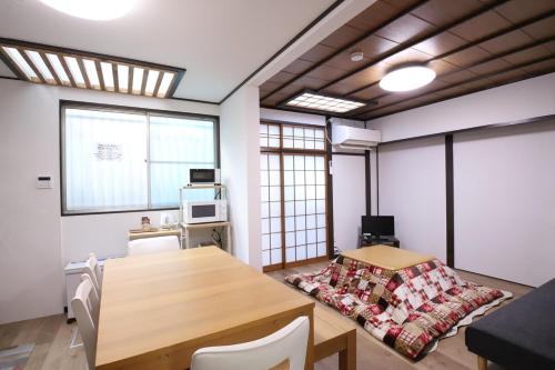 HAT Sanjo T 7 min walk from Nara station HAT三条T奈良駅徒歩7分の一軒家貸切