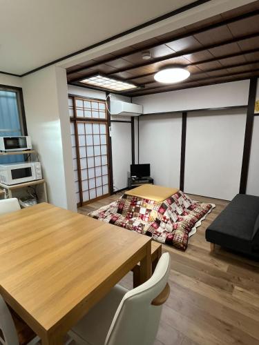 HAT Sanjo T 7 min walk from Nara station HAT三条T奈良駅徒歩7分の一軒家貸切