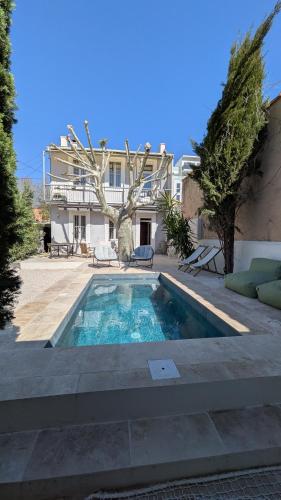 Maison familiale avec grand jardin, 2min de la mer