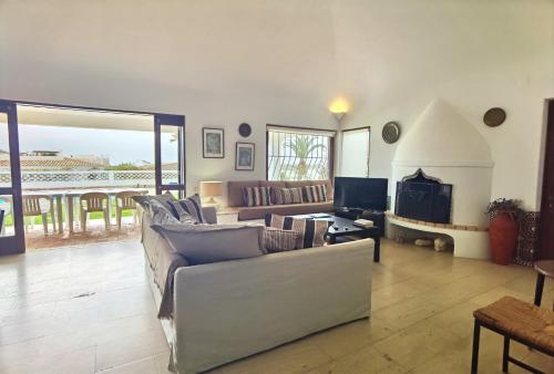 TP Maria Luisa dos Olhos Villa - Piscina Privada e Praia