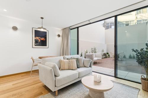 Brand New Studio With Private Terrace