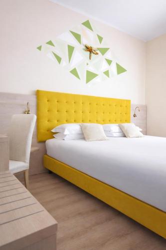 Hotel Castello Artemide Congressi — Landmark view