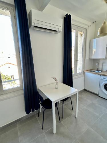 Studio cosy avenue Victor Hugo centre d'Aix