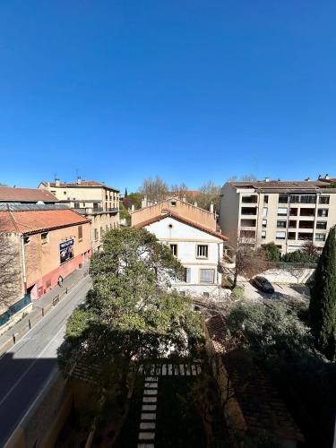 Studio cosy avenue Victor Hugo centre d'Aix