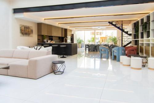 Luxury Apartment - Central Cannes, near Beach & Palais - LRACANNES