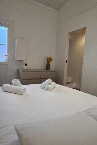 Les Bastides de la mer, Swimming Pool & Beach