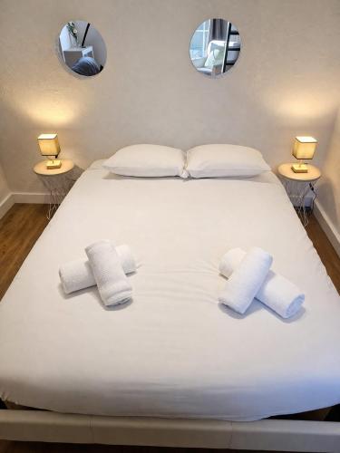 Les Bastides de la mer, Swimming Pool & Beach