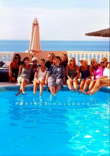Magnificent Holiday 5 bedroom villa in beach front