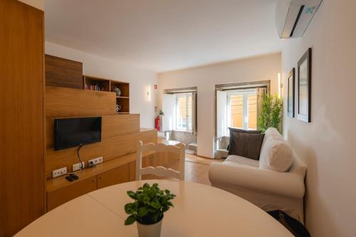 Modern 2-bedroom apartment near Braga Cathedral