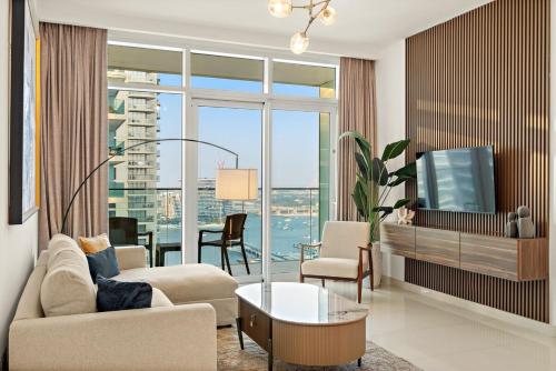 FIRST CLASS 1BR Scenic Atlantis & Sea Views