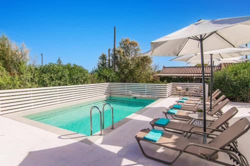 Villa Meredith by Villa Plus