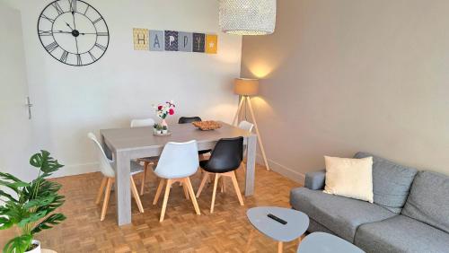 Le Repaire - Hyper centre, 3 ch, balcon et parking