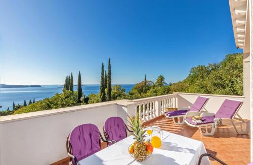 Vila Dalmare Sea View Apartment with Huge Balcony