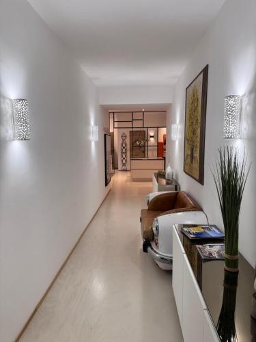 L'Arbois Grand Hôtel YourHostHelper