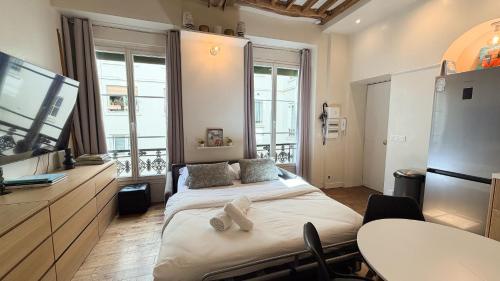 Marais-Picasso, rue Debelleyme - 4 people