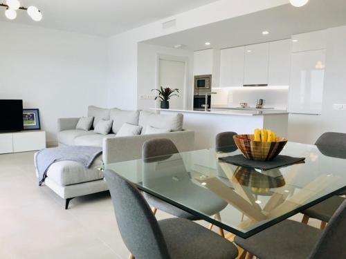 Casa La Vista - 2 Bed Amazing Estepona Sea Views