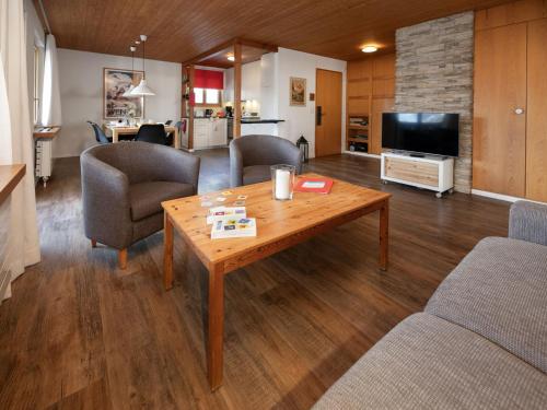 Apartment Chalet Bienli Mitte by Interhome
