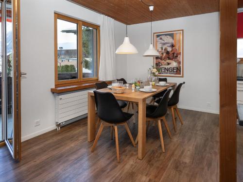 Apartment Chalet Bienli Mitte by Interhome
