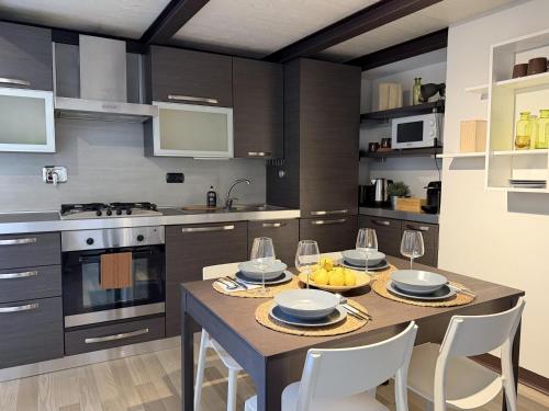 Royal Gardens Apartment photo 5