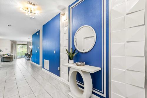 Upstay ChampionsGate 9BR Villa with Pool & Cinema photo 19