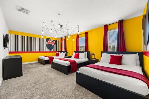 Upstay ChampionsGate 9BR Villa with Pool & Cinema photo 36