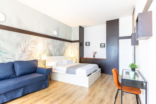 Torre Velasca - Duomo 5 min walk - 2 Bedrooms with 2 Bathrooms